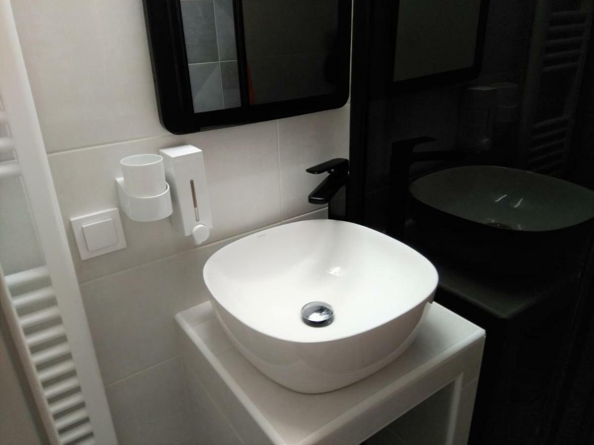 Athens Pangrati Modern Apt 10Min To Metro 외부 사진